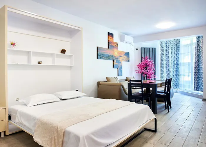 Malibu By Alz * Năvodari