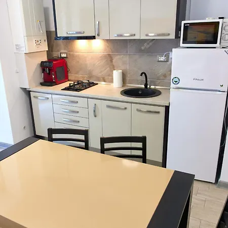 アパート Malibu By Alz *