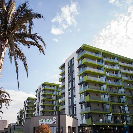 アパート Malibu By Alz *