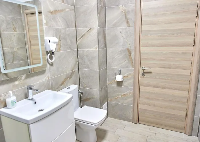 Malibu By Alz 那沃达利